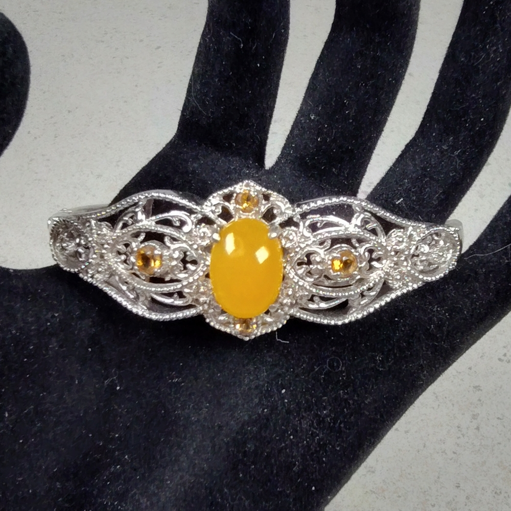 Vintage Karis Jadeite Citrine Hinged Bracelet Size 7 1/4